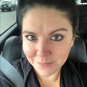 Meet your Posher, Kristine